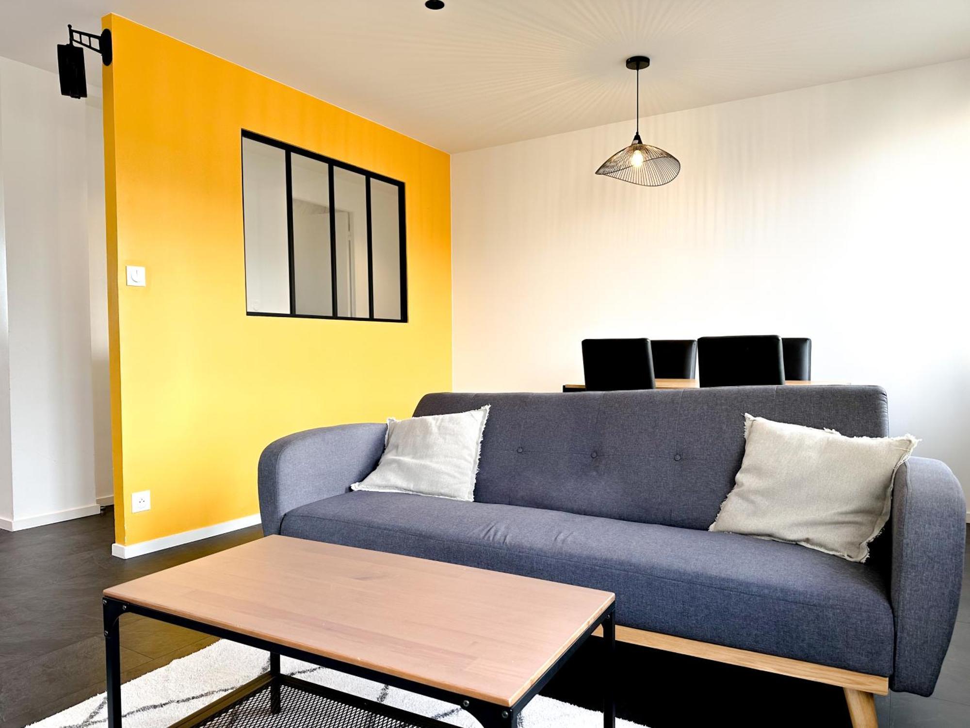 Guest house Coliving - Wifi - Tv - Proche Tram - L'escale Partagee